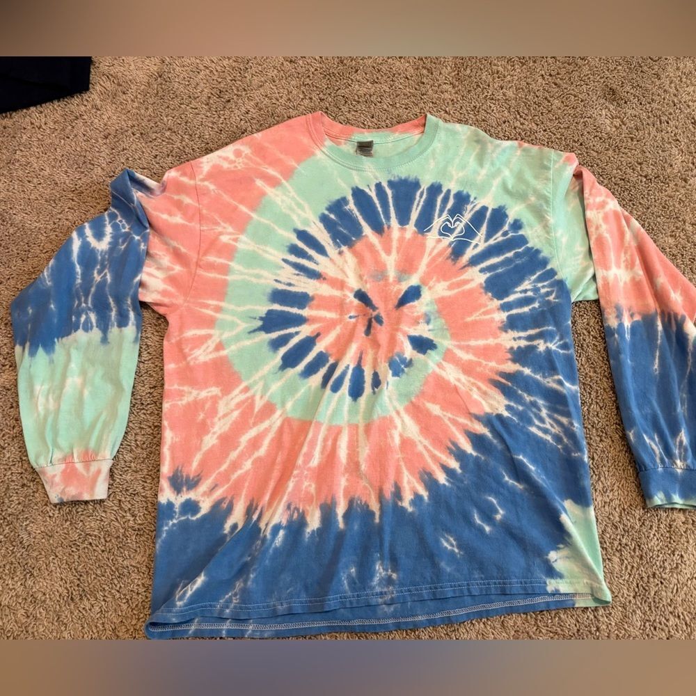 Gildan Tie-Dye Long Sleeve Shirt